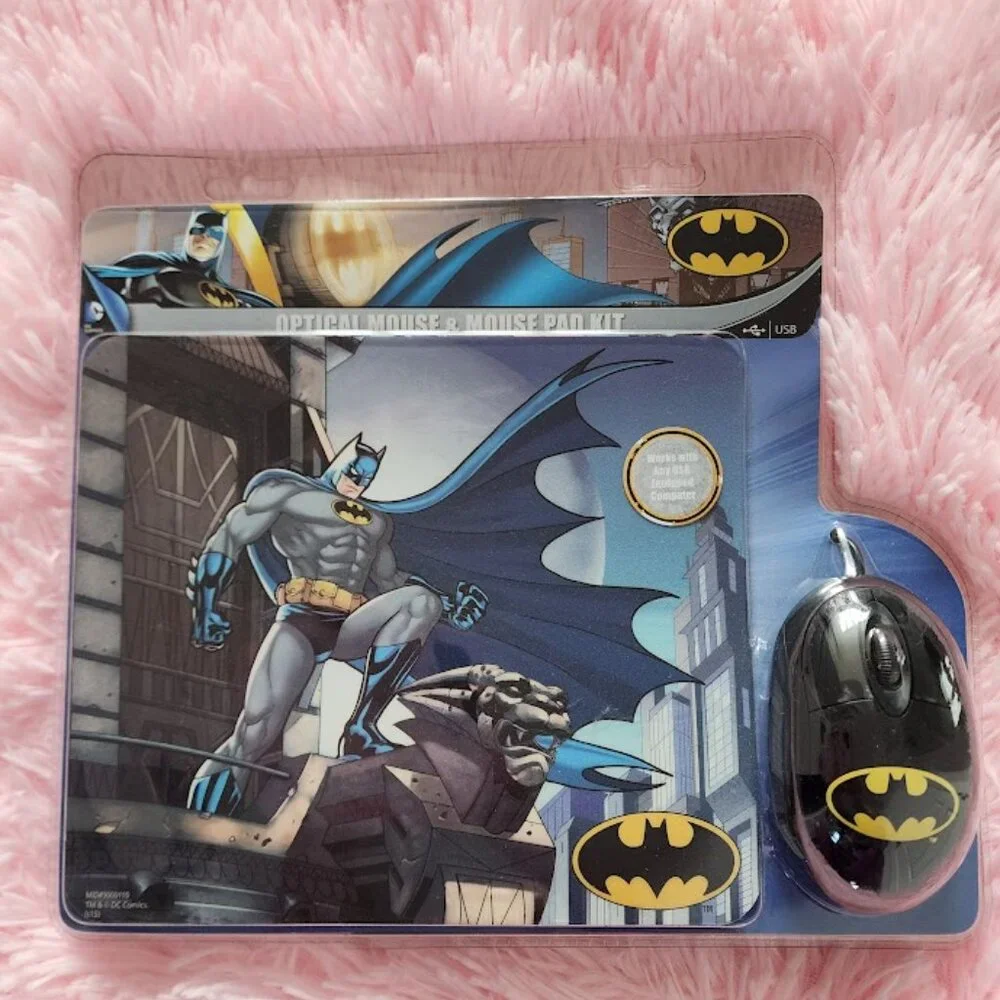 DC Comics Batman Optical Mouse & Mouse Pad Kit.